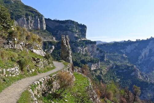 lovely ancient Amalfi Coast trails perfect for trail running